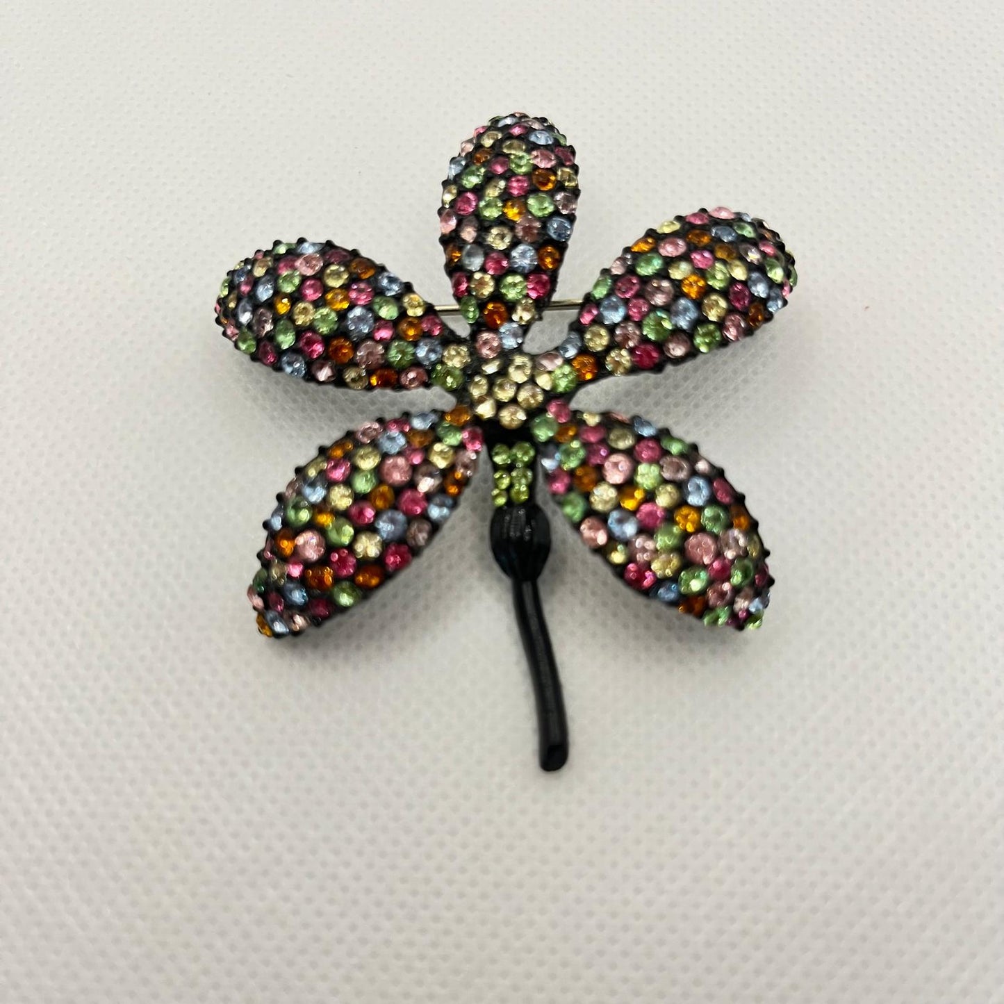 8783 Vintage Swarovski Kristallen Brosche 62mm