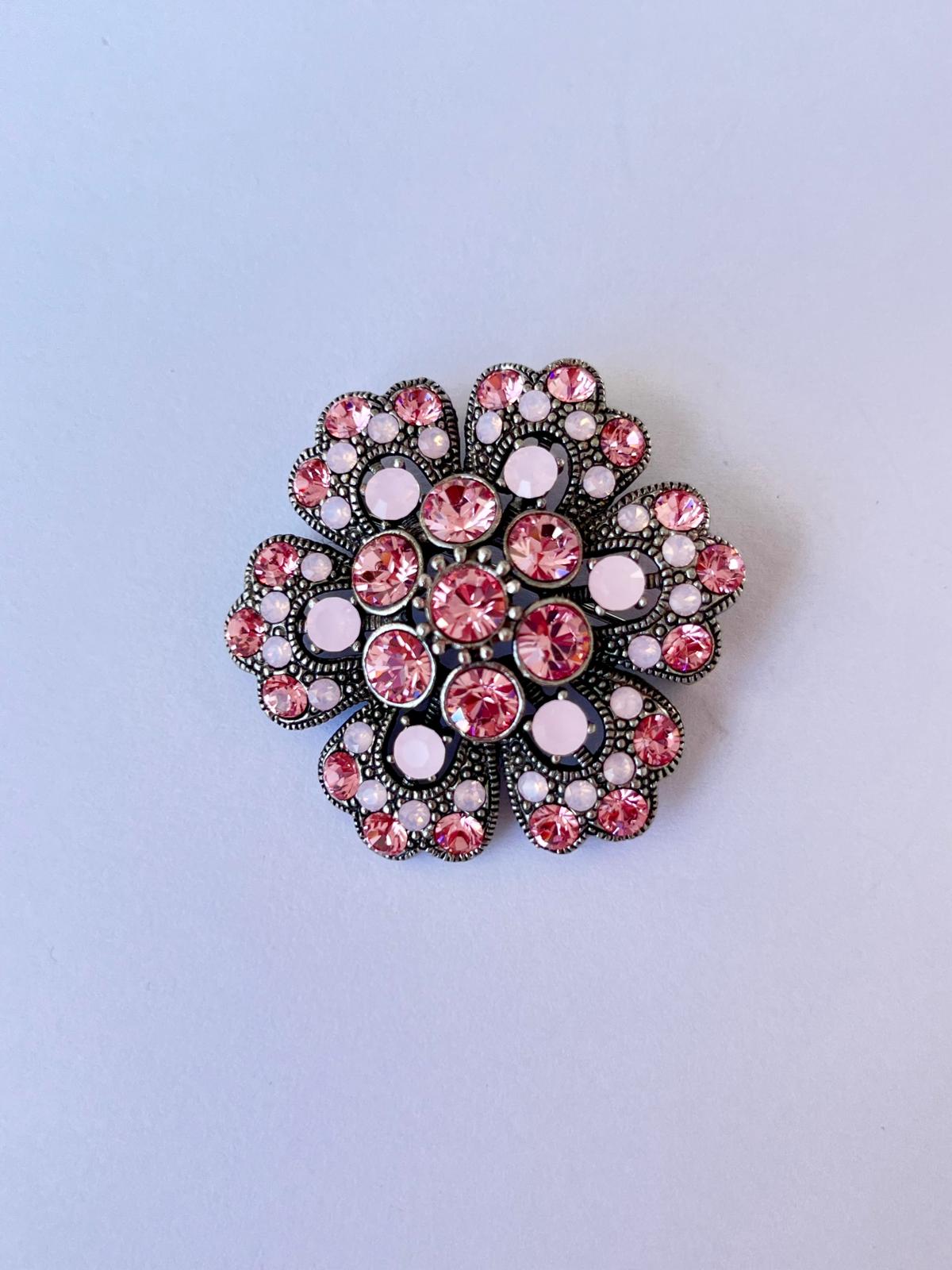 8485 Vintage Swarovski Kristallen Brosche 40mm