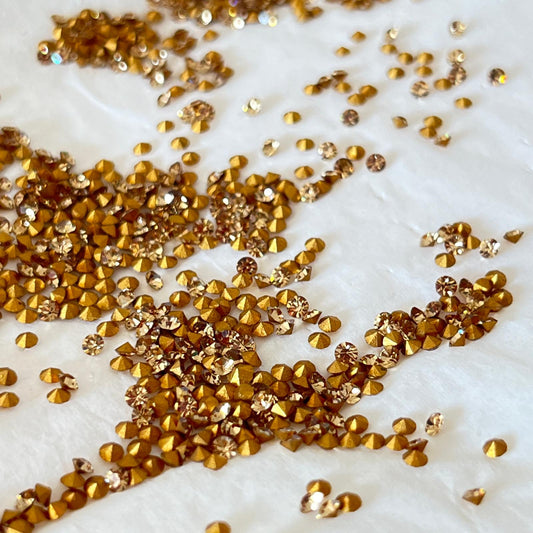 Swarovski® Chaton Vintage Light Colorado Topaz Gold Foiled PP13