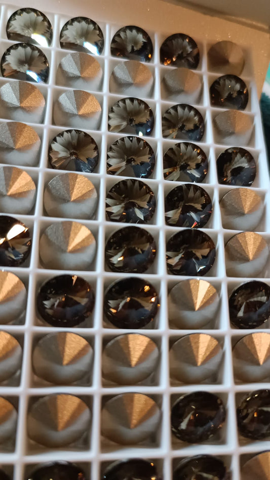 Swarovski® Rivoli Greige 10mm