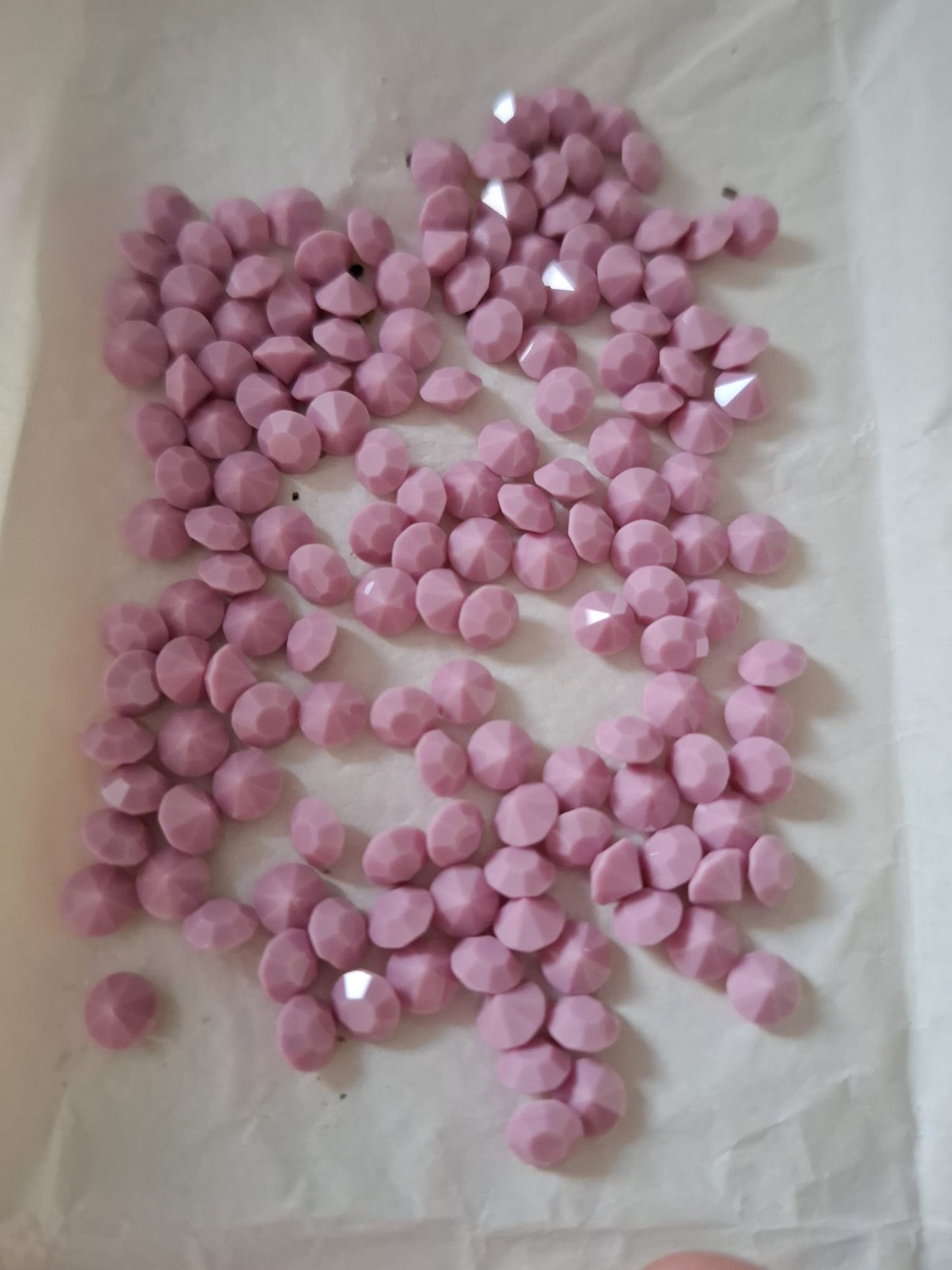 Swarovski® Chaton Vintage Opaque Rose Unfoiled SS24