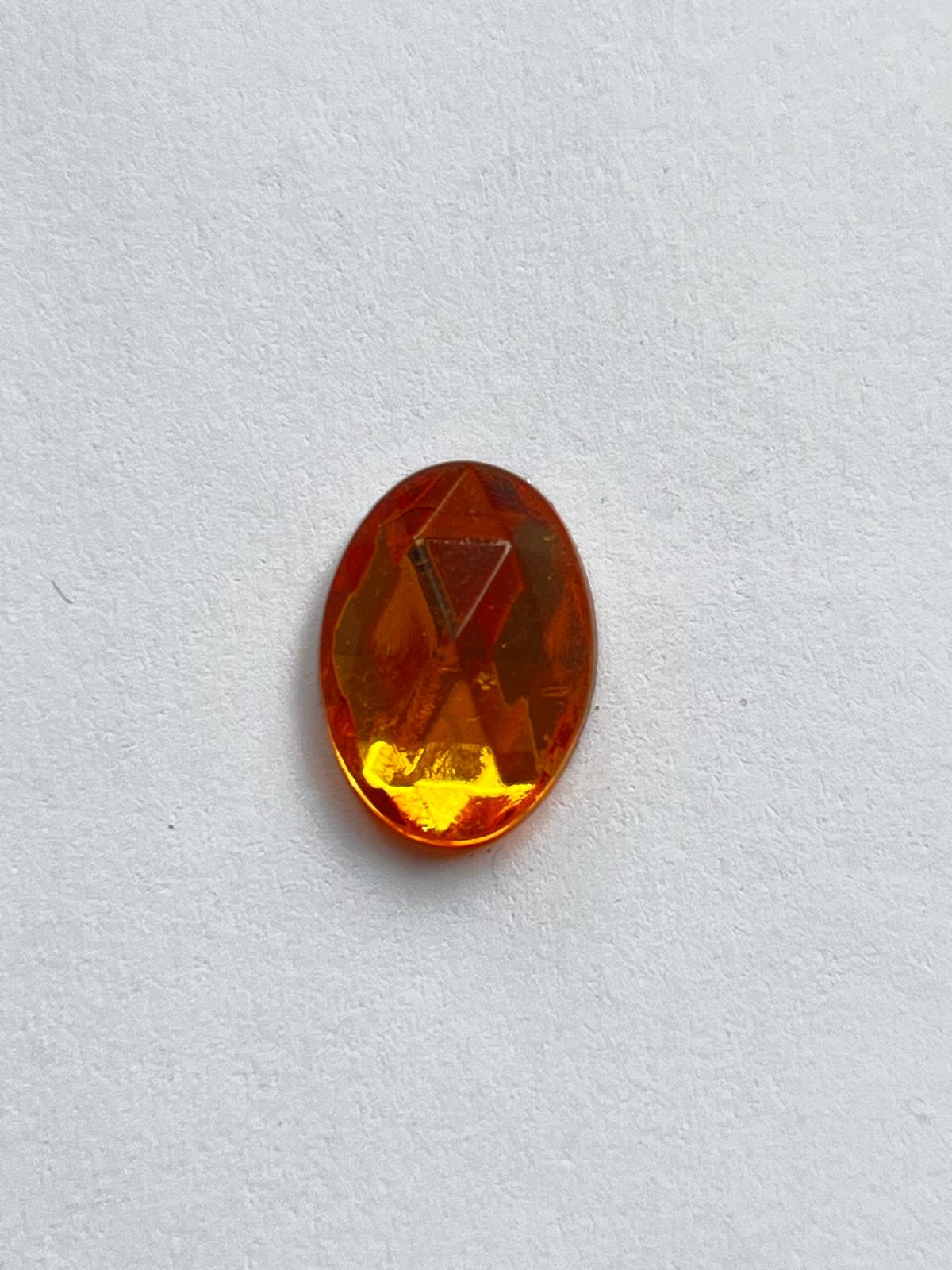 5825 Vintage Kunststoff Oval Crystal Cut Cabochon 15mm