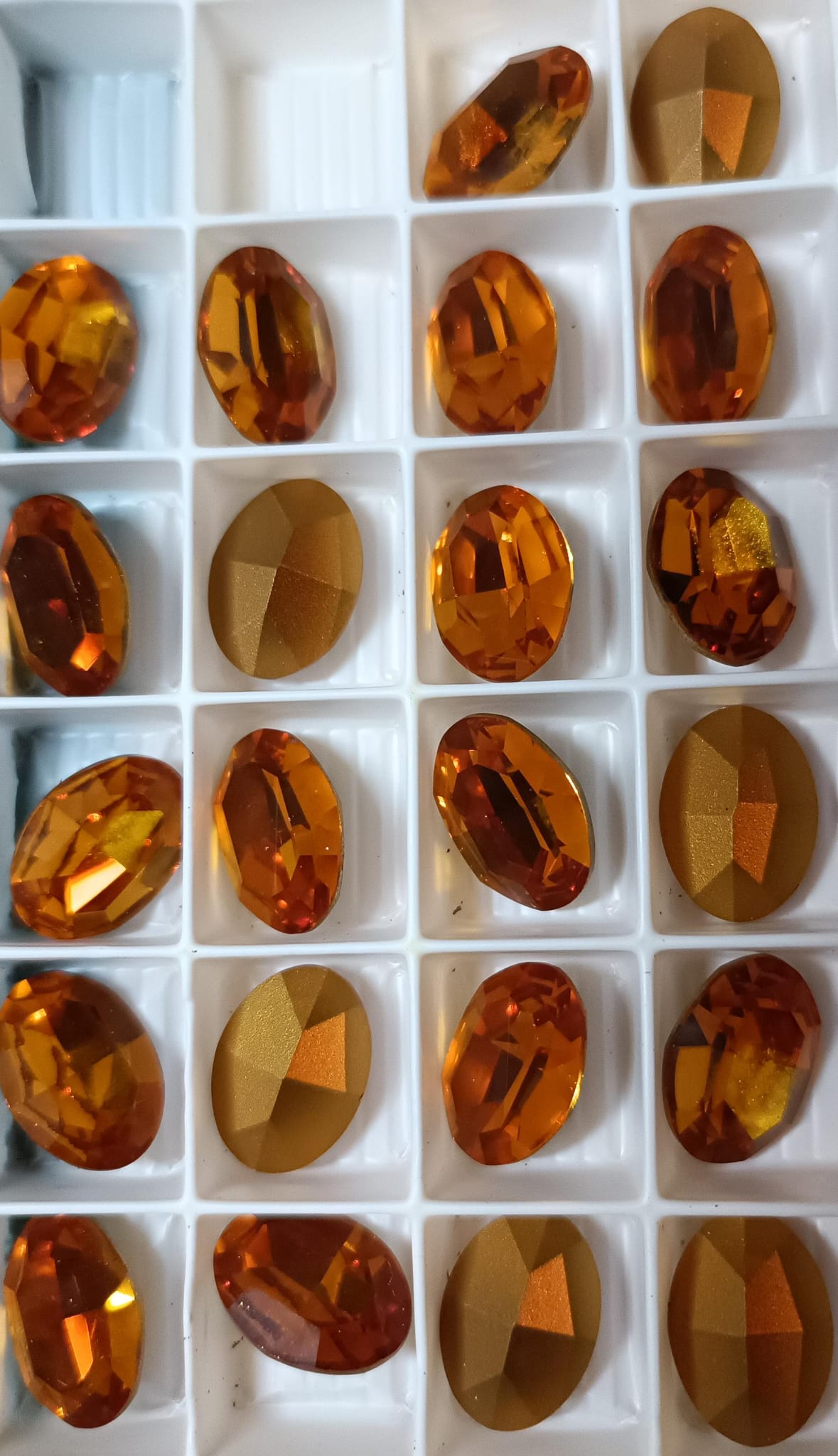 Swarovski® Fancy Vintage Oval Topaz Gold Foiled 18x13mm