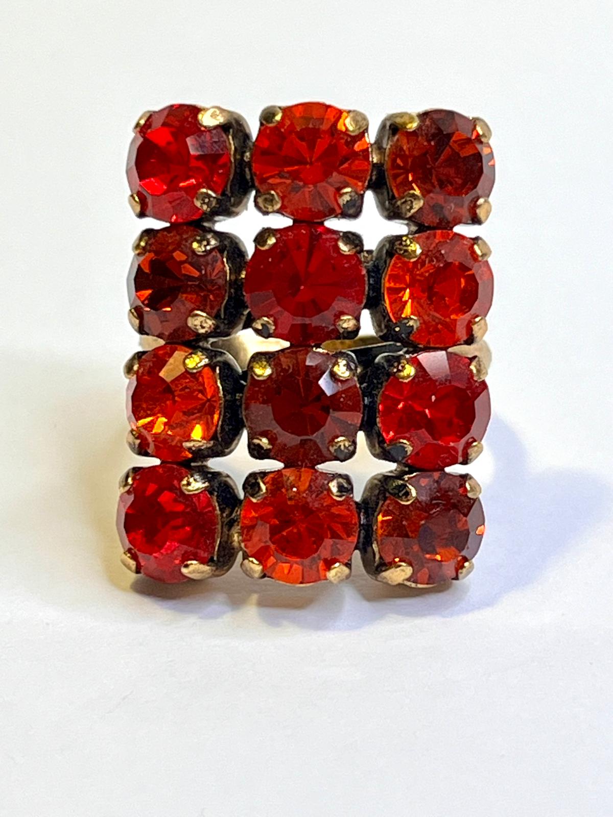 9791 Vintage Ring made with  Swarovski Kristallen 25mm