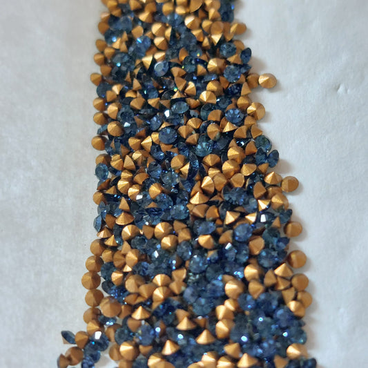 Swarovski® Chaton Vintage Montana Gold Foiled PP13