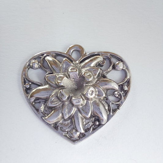 Herz Trachtenanhänger zum Nähen 25x30mm