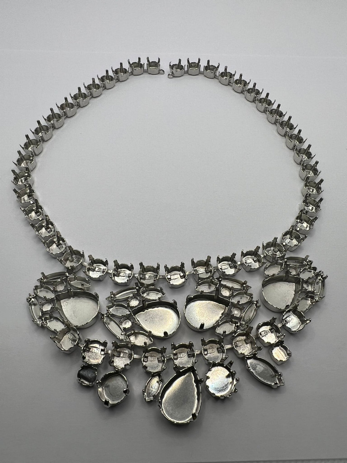 6390 Vintage Leerer DIY Collier zum Befüllen mit Swarovski Kristallen 41cm