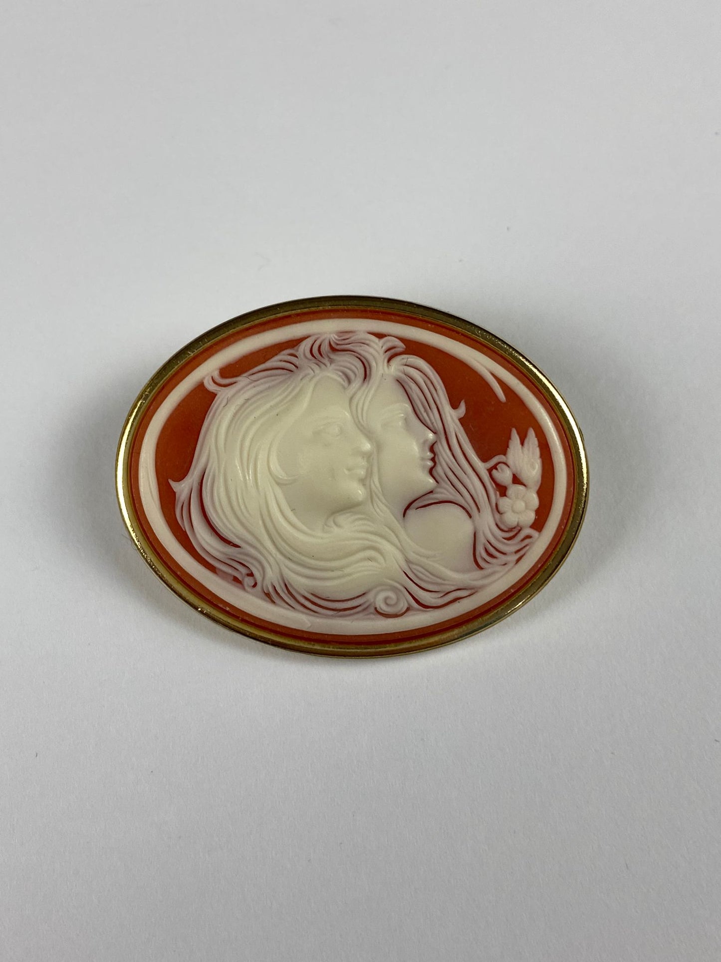 8231 Vintage Camee Brosche 43x33,3mm