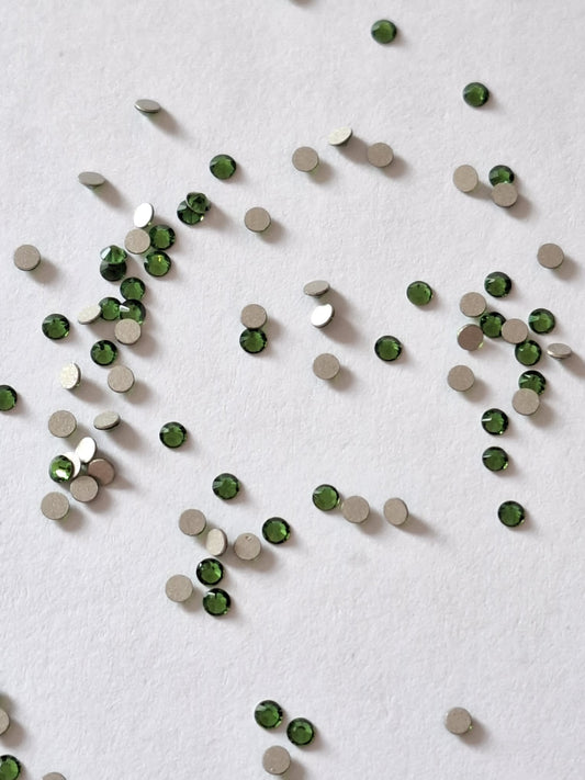 Swarovski® Flatback Rund Fern Green SS5