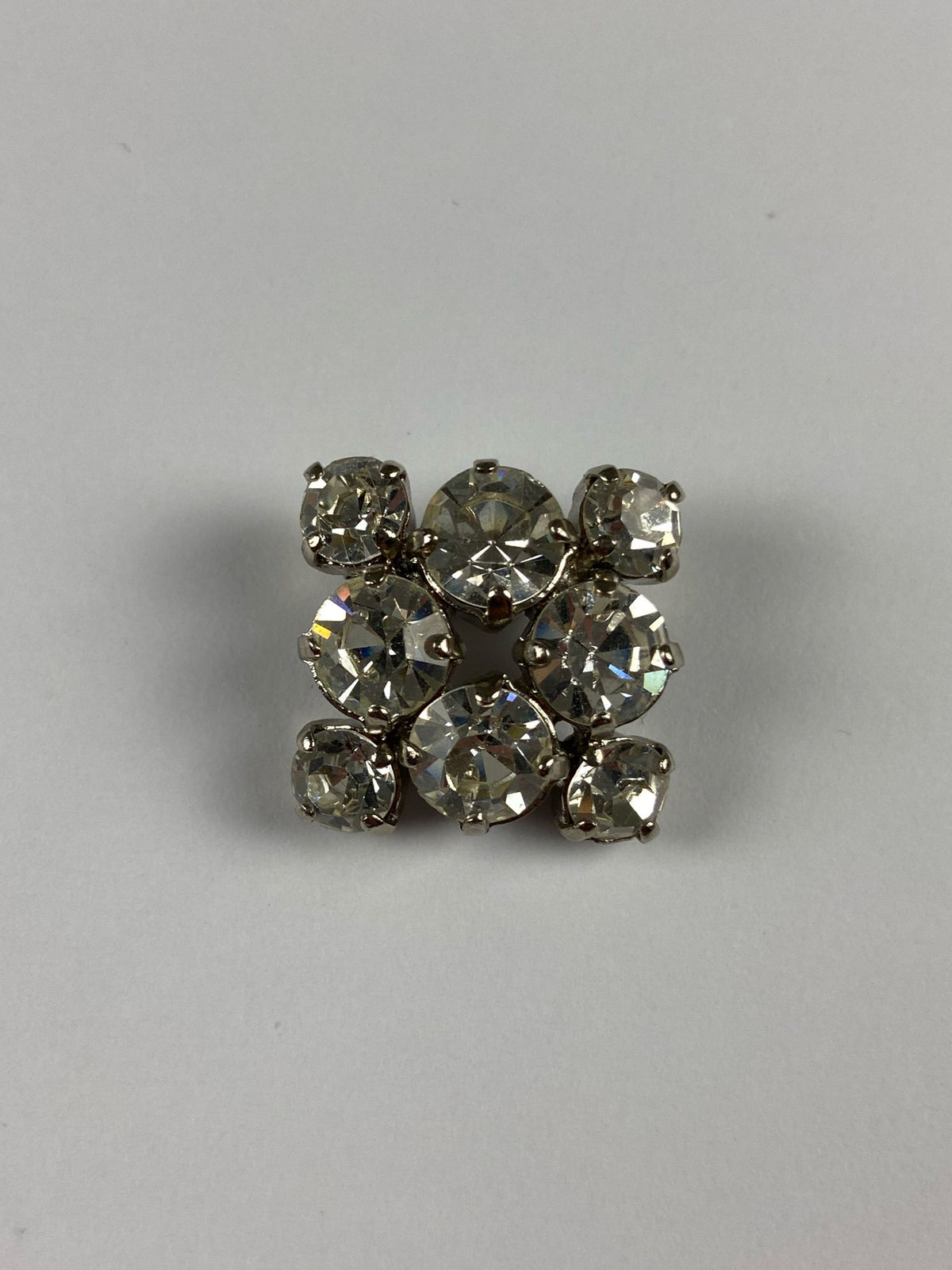 8706 Vintage Swarovski Kristallen Brosche 27mm