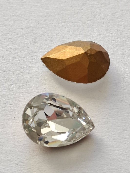 Swarovski® Fancy Vintage Pear Crystal 18mm
