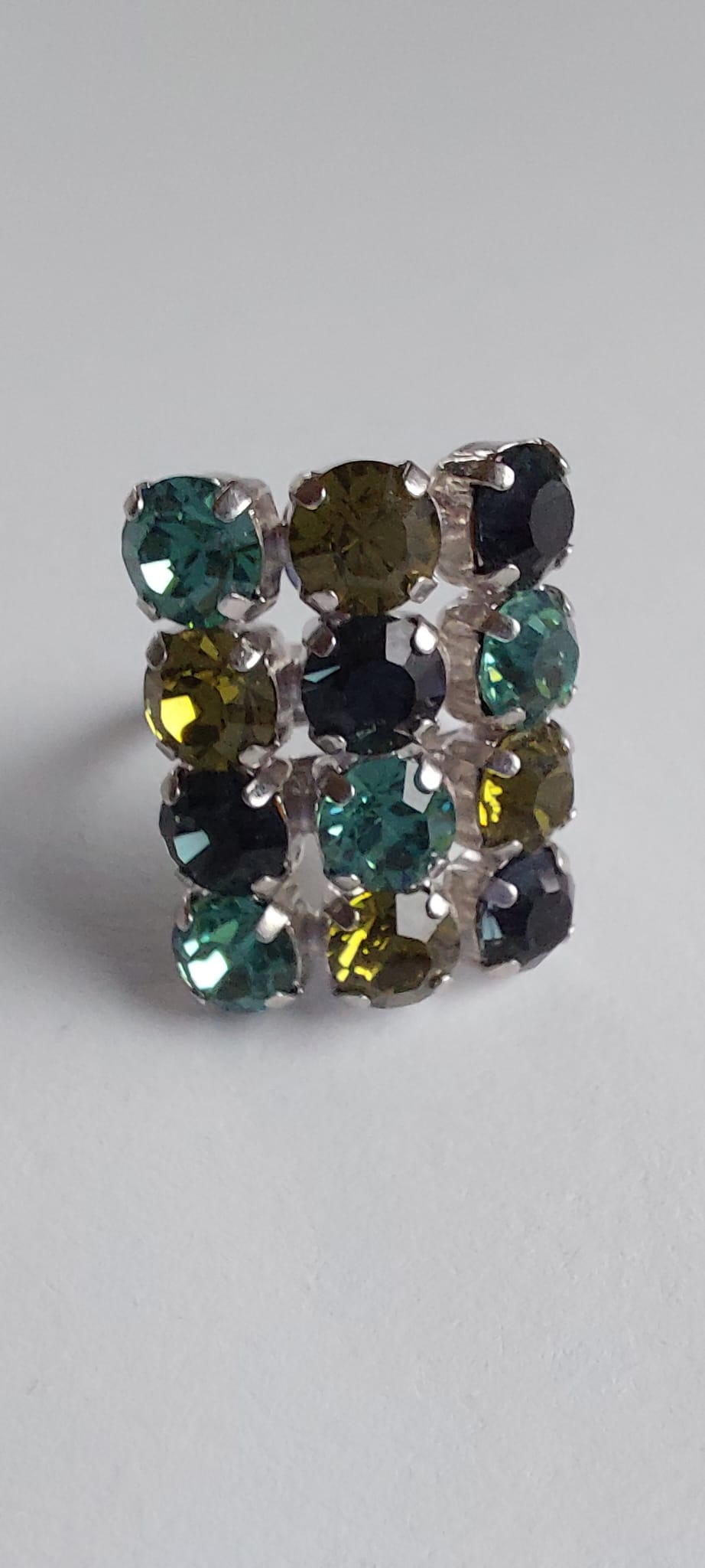 9917 Vintage Ring made with Swarovski Kristallen 25x20mm
