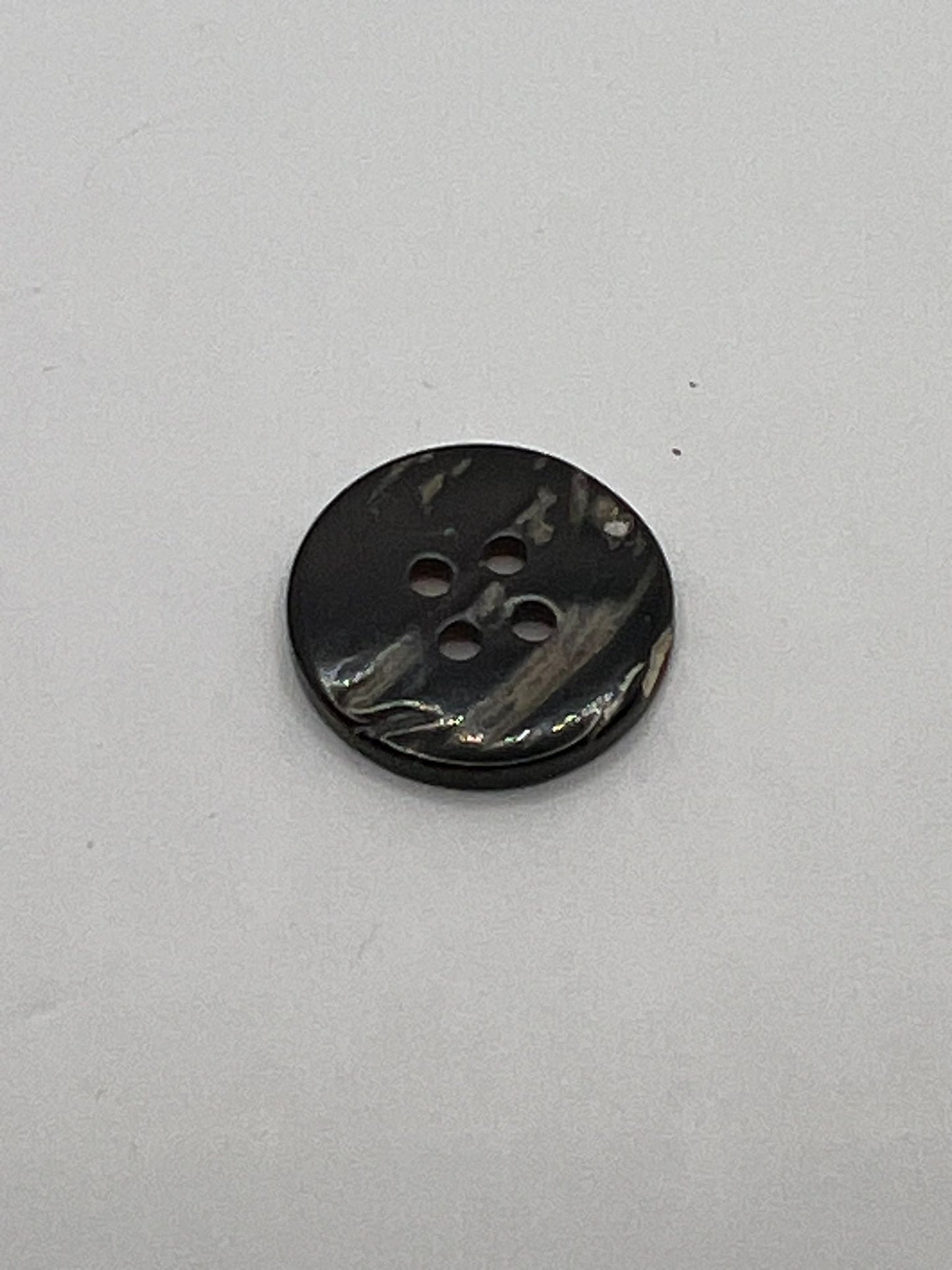 4790 Vintage Perlmutt Knopf 17mm