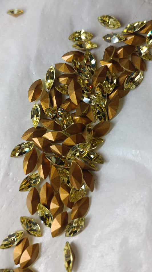 Swarovski® Fancy Vintage Navette Jonquil Gold Foiled 10x5mm