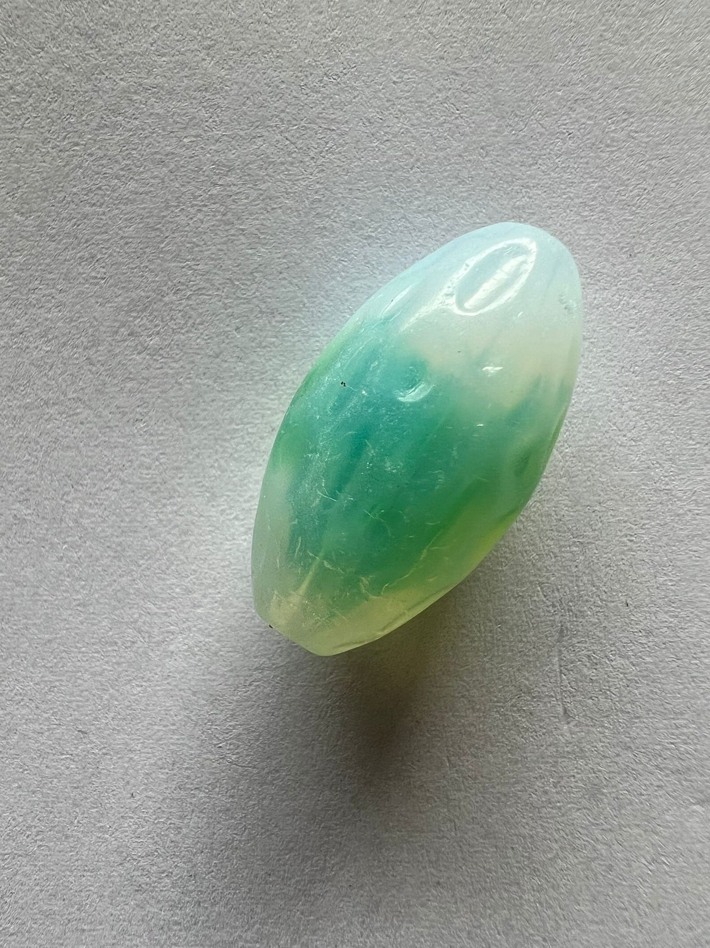 5618 Vintage Acryl Jadeite Perlen 15,1x2,5mm