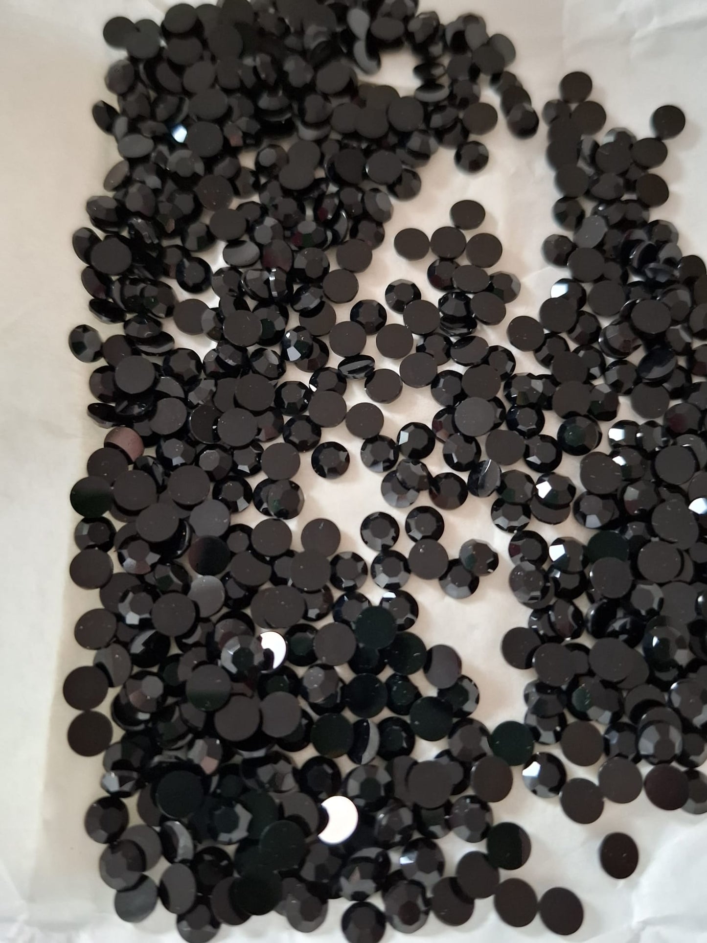 Swarovski® Vintage Flatback Jet Unfoiled SS24