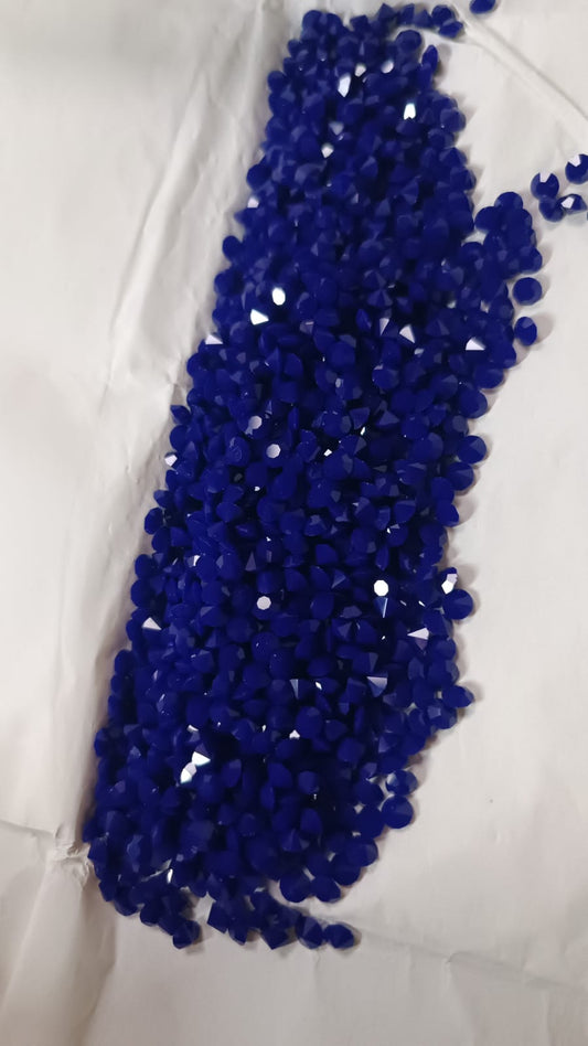 Swarovski® Chaton Vintage Navy Blue Unfoiled PP24