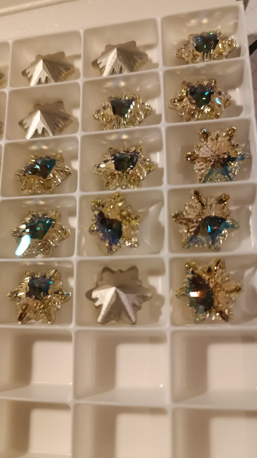 Swarovski® Fancy Edelweiss Luminous 14mm