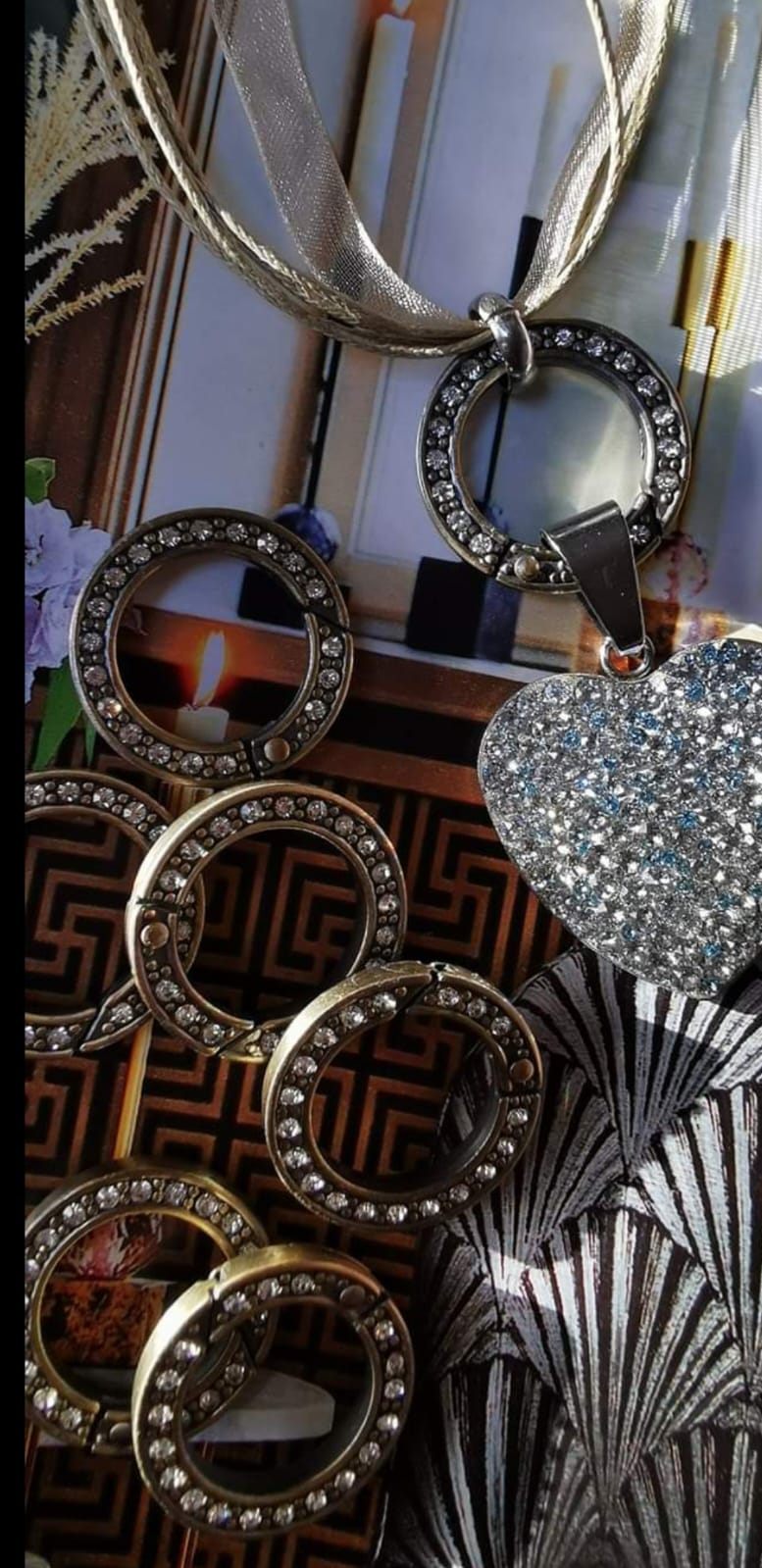 Schmuckkarabiner mit Kristallen Antique Gold 22mm