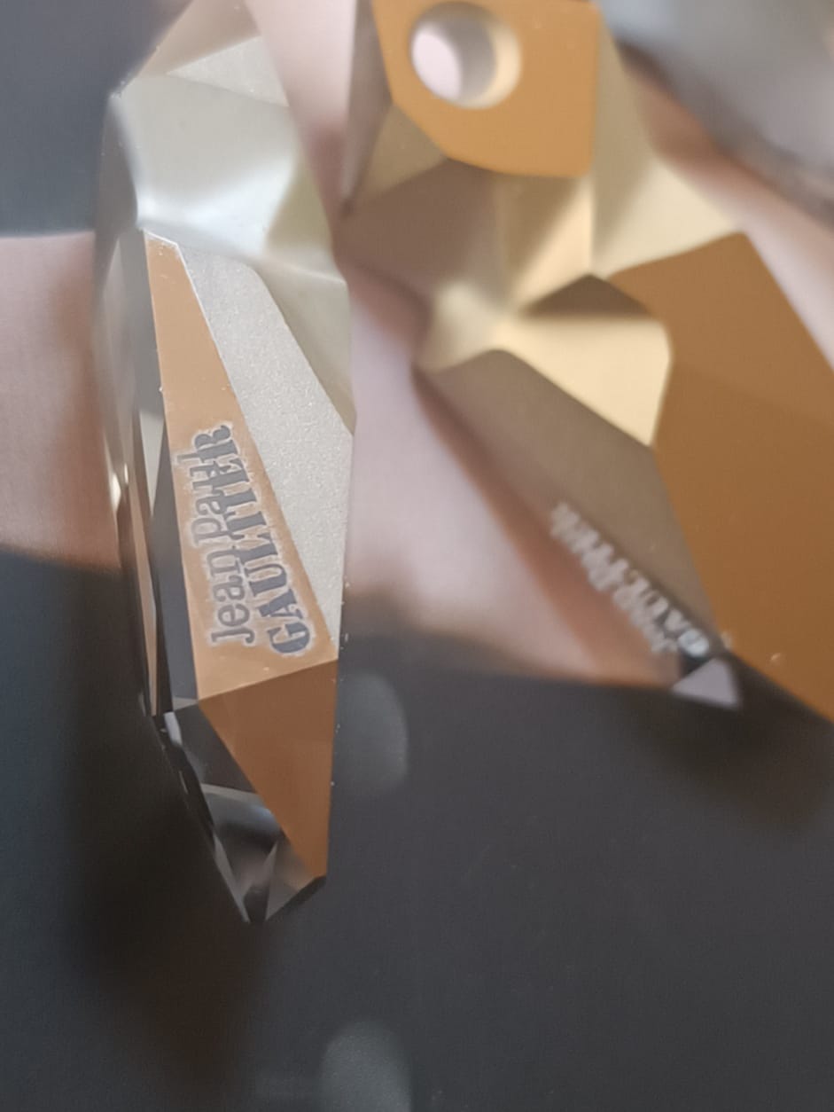Swarovski® x Jean Paul Gaultier: Anhänger Kaputt Edition Dorado Signed 28mm
