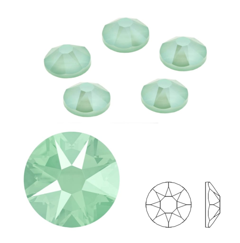 Swarovski® Nail Crystals Flat Rund Mint Green SS30
