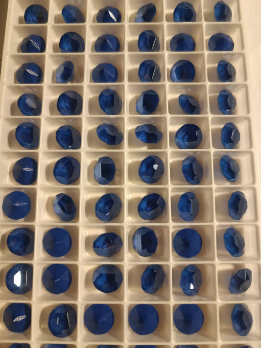 Swarovski® Chaton Royal Blue Unfoiled SS39