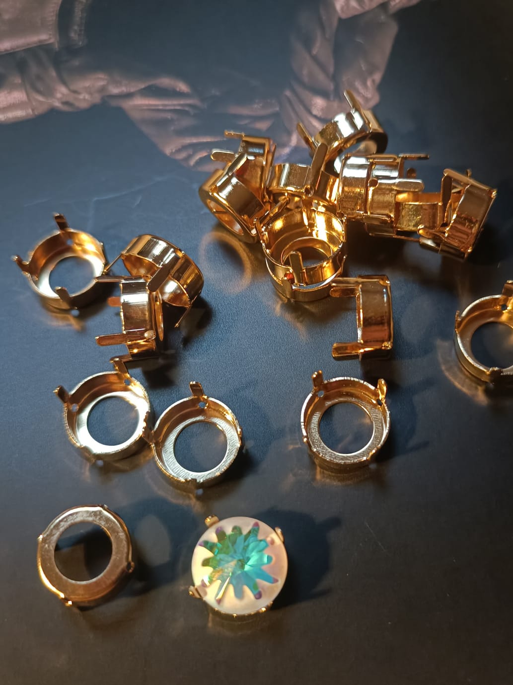 Swarovski® Fassung Sea Urchin/Rivoli Gold 10mm