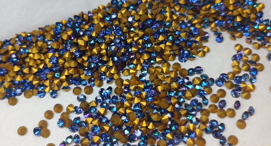 Swarovski® Chaton Vintage Heliotrope Gold Foiled PP24
