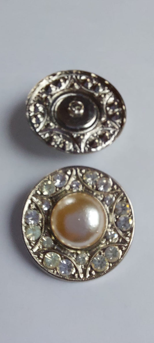 4024 Knöpfe mit Swarovski Kristallen und Swarovski Cabochon 22mm
