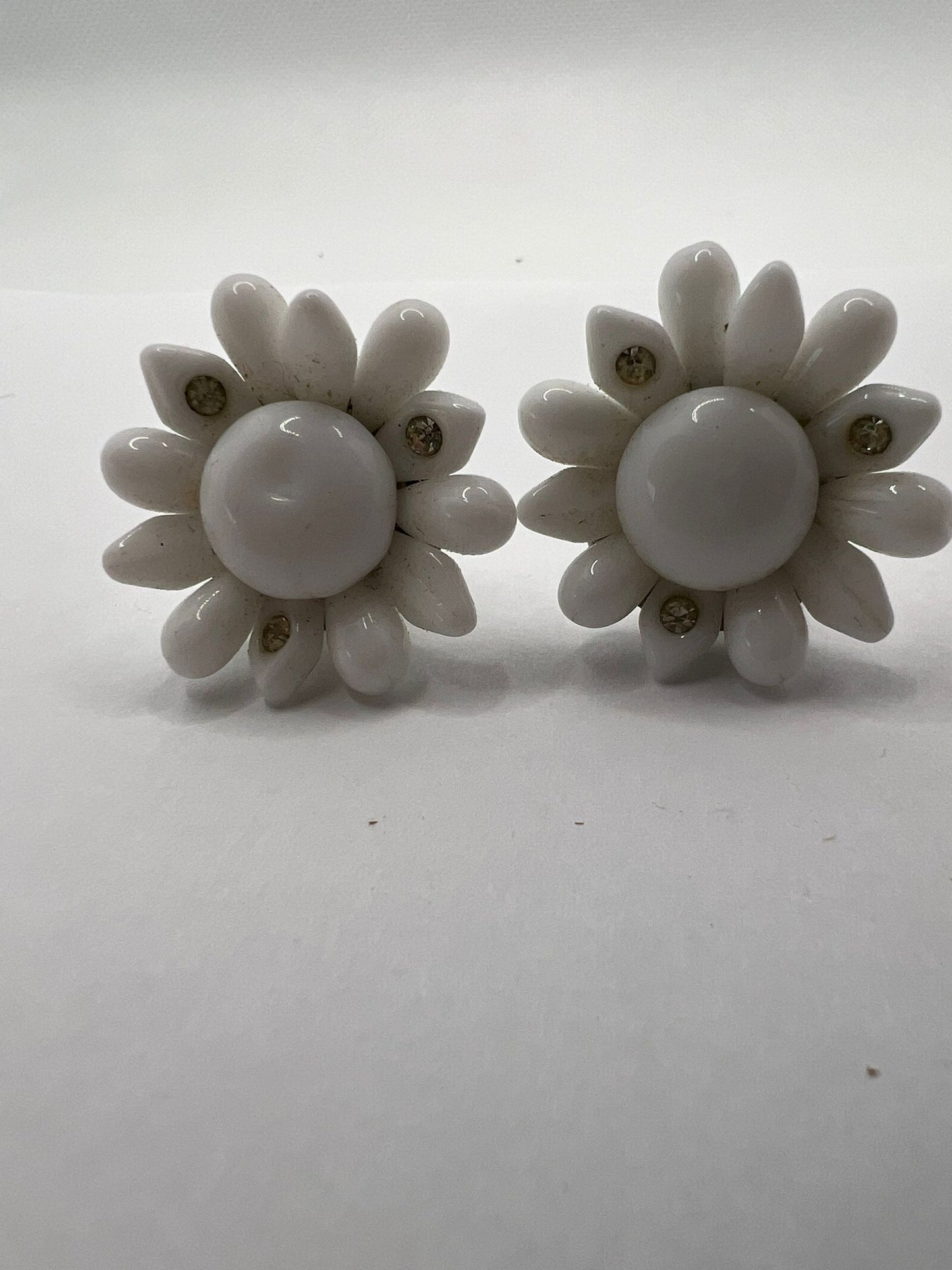 30520 Vintage Perlen Ohrclip 27mm