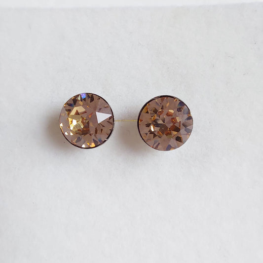 3646 Vintage Ohrringe mit Swarovski Kristallen 9mm