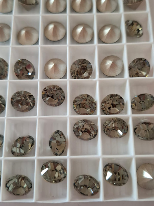 Swarovski® Chaton Black Diamond SS45