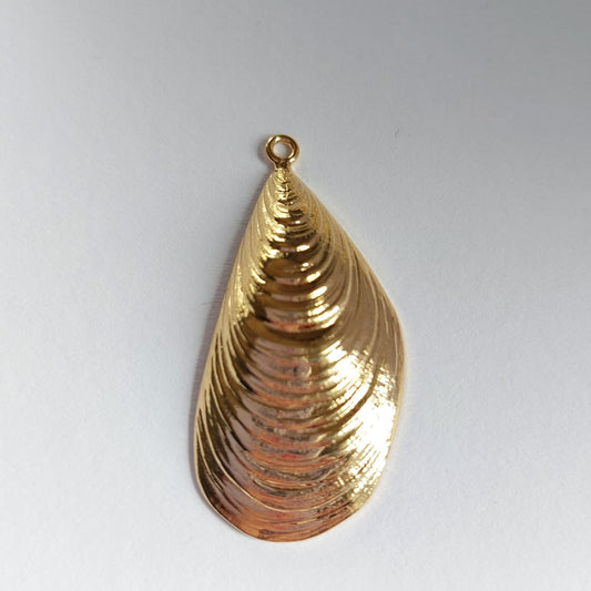 5569 Vintage Muschel Anhänger 45mm