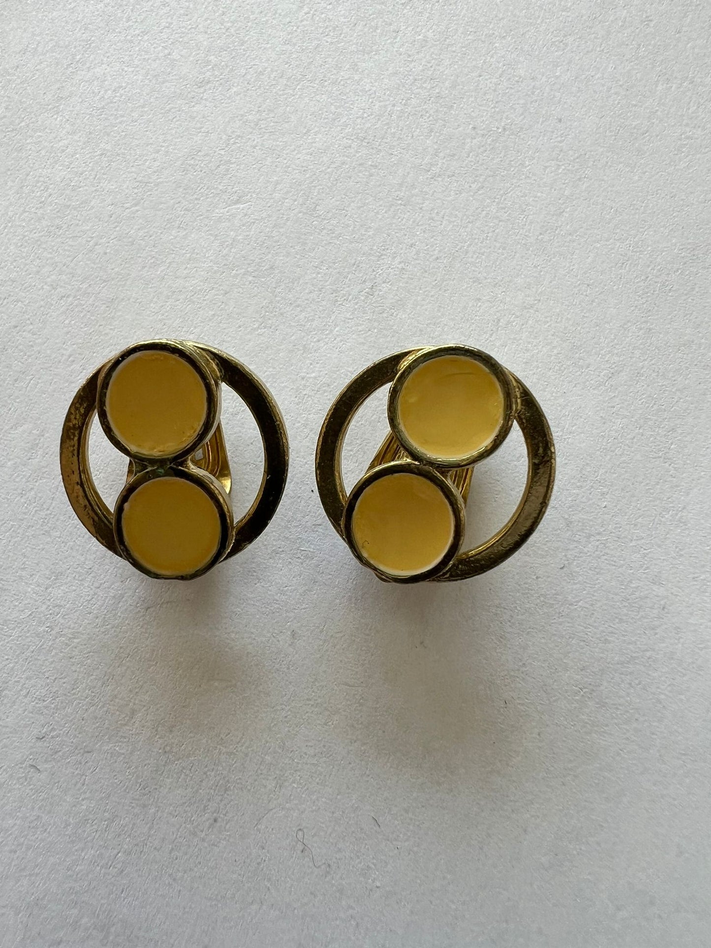 3012 Vintage Emaille Ohrclip 19mm