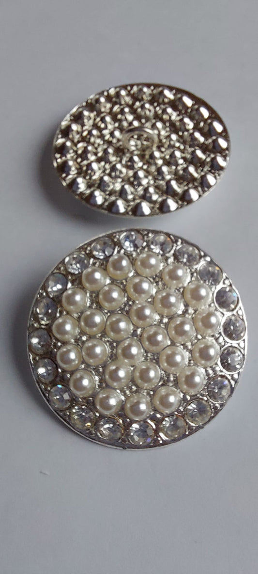 4018 Knöpfe mit Swarovski Kristallen 29mm