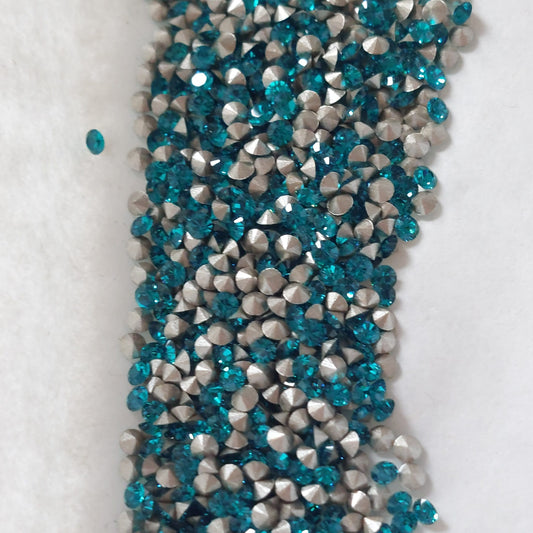 Swarovski® Chaton Blue Zircon PP15