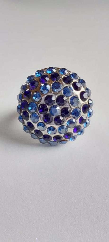 9933 Vintage Ring made with Swarovski Kristallen 25mm