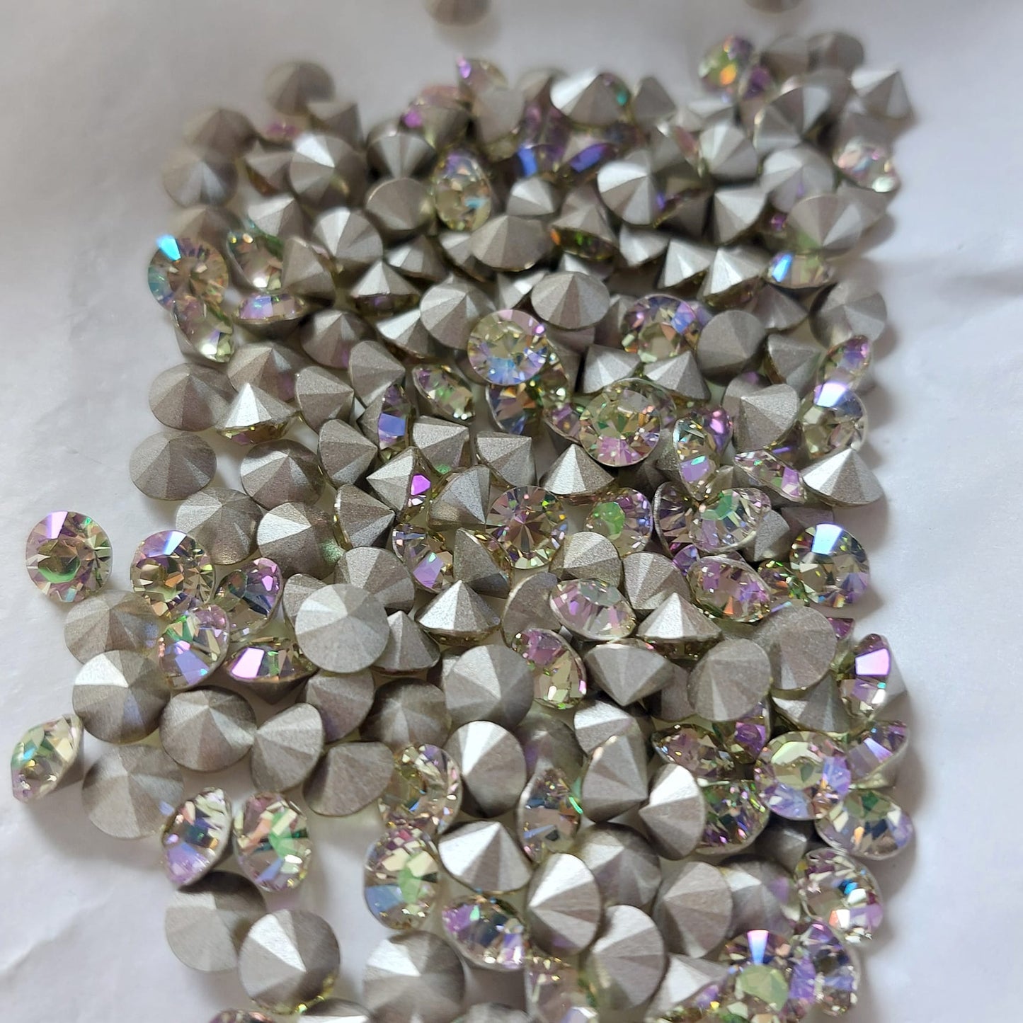 Swarovski® Chaton Luminous SS29
