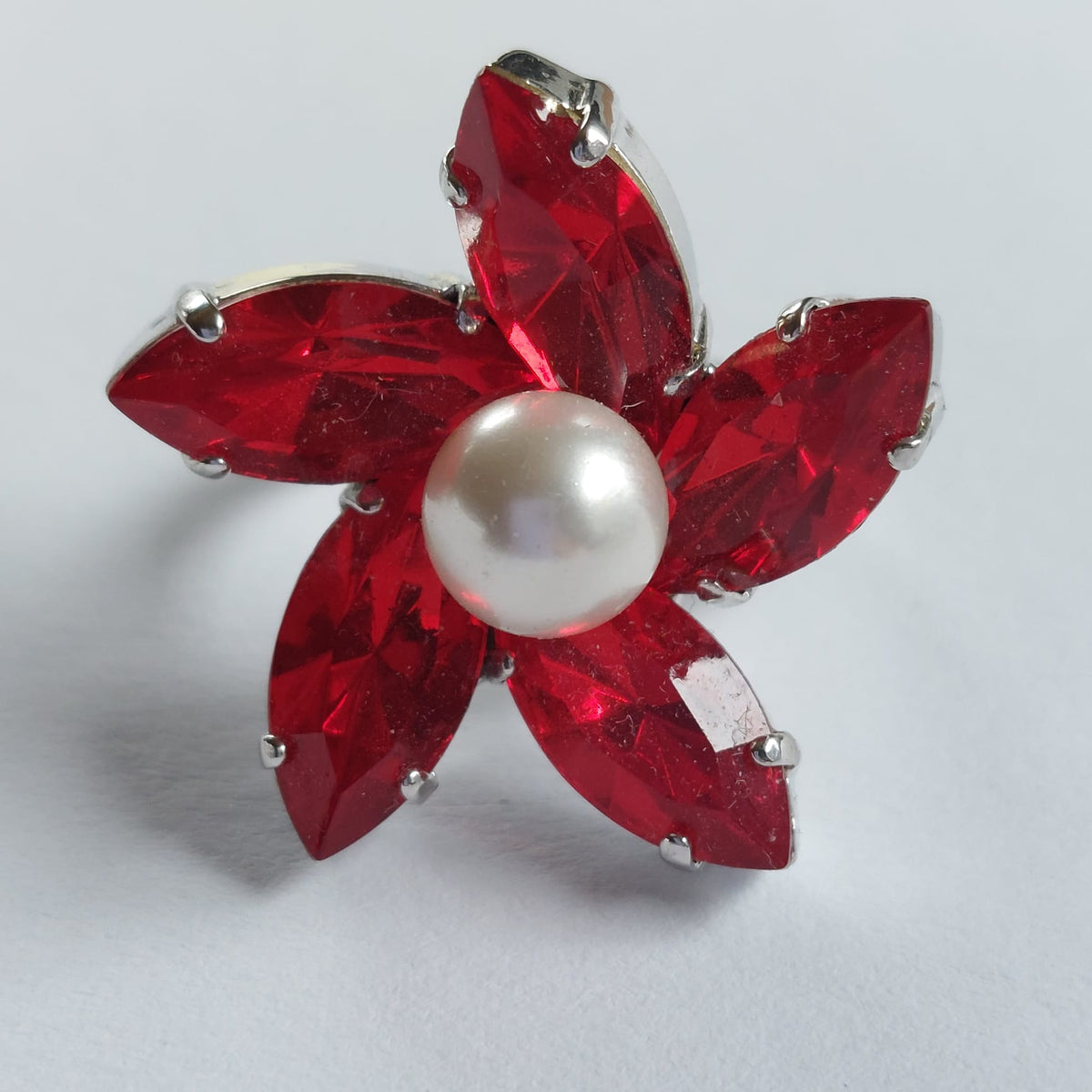 9844 Vintage Ring made with Swarovski Kristallen 30mm