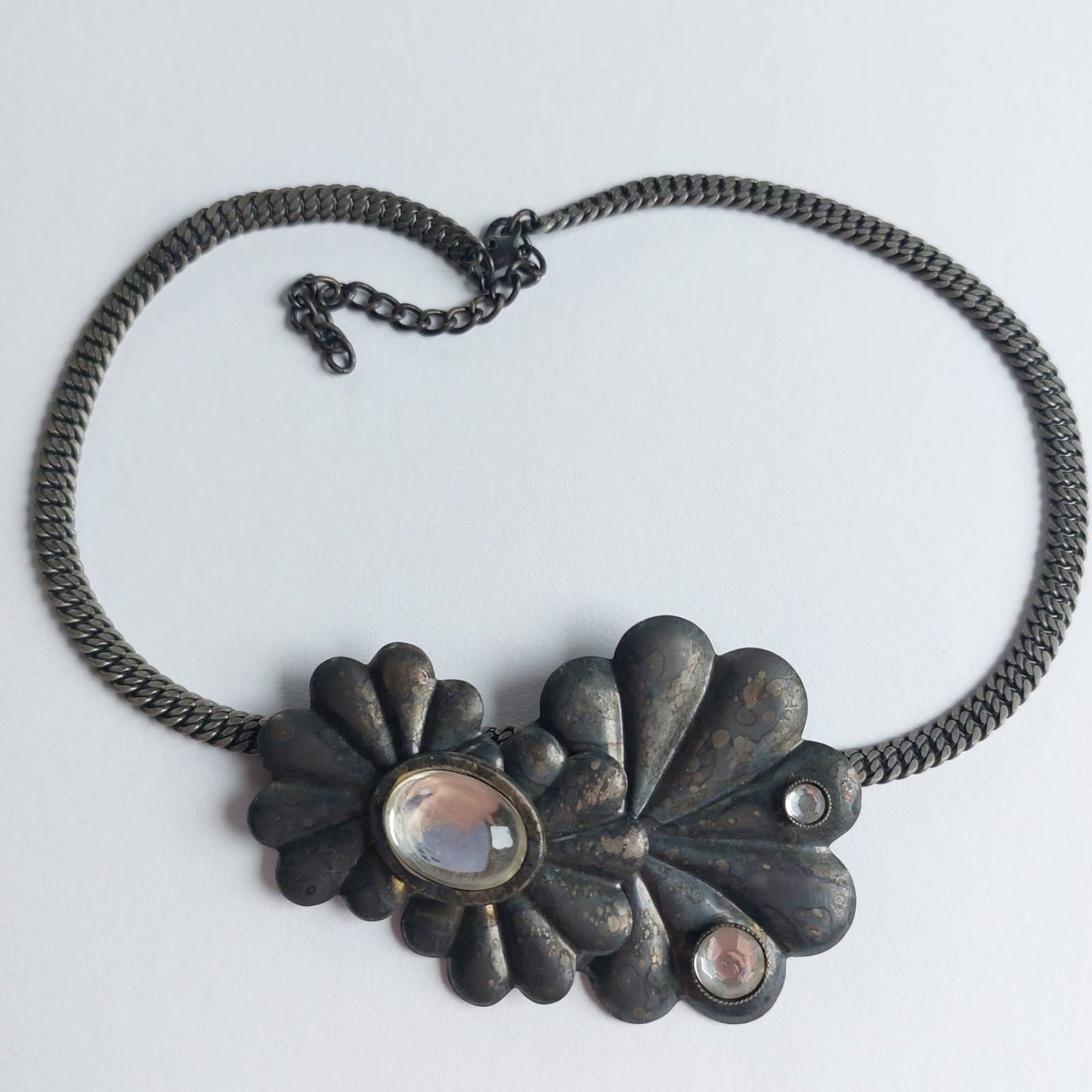 6021 Vintage Halskette mit Swarovski Kristallen 75×50mm