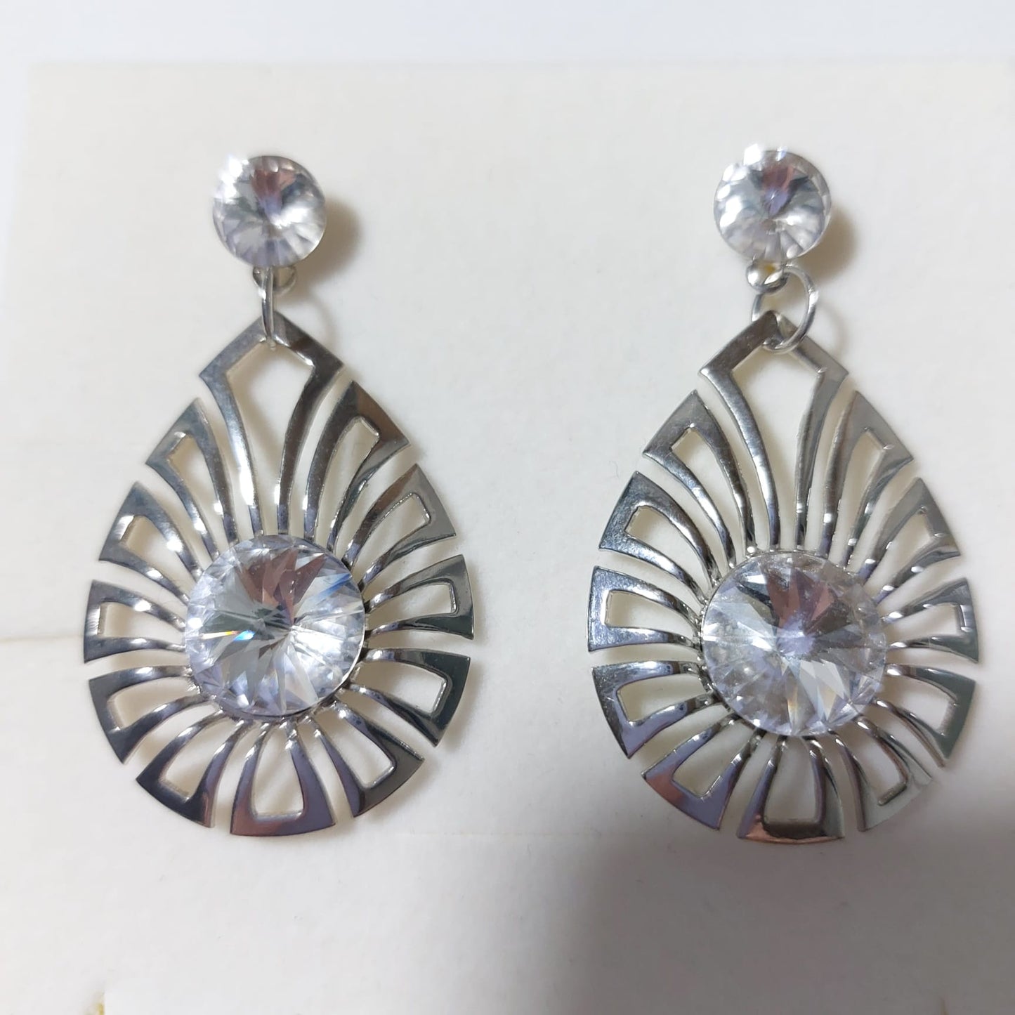 3680 Vintage Ohrclips mit Swarovski Kristallen 50x27mm