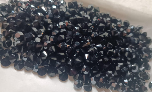 Swarovski® Chaton Vintage Jet Hematite Unfoiled SS29