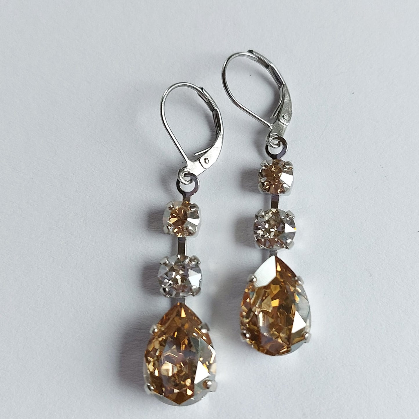 3636 Vintage Ohrringe mit Swarovski Kristallen 50mm
