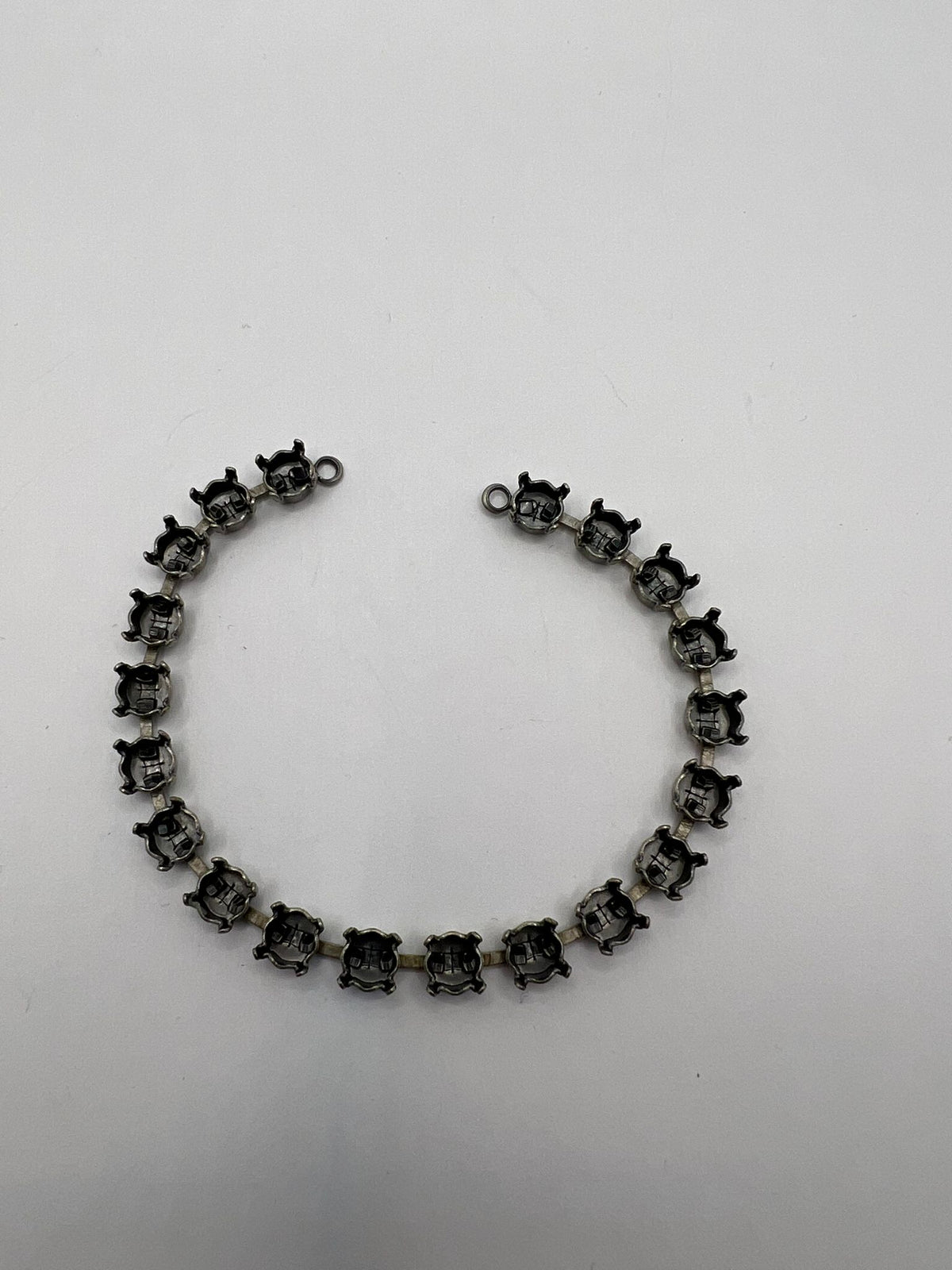7097 Vintage leerer Armband zum Befüllen mit Swarovski Kristallen 17cm