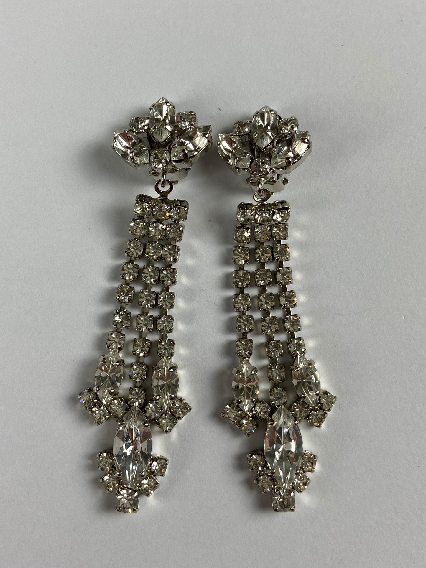 3160 Vintage Ohrclips mit Swarovski Kristallen 78mm