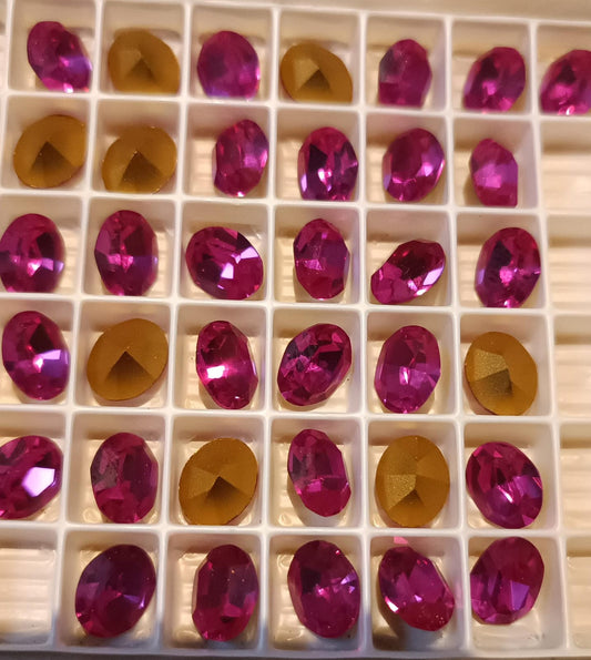 Swarovski® Fancy Vintage Oval Fuchsia Gold Foiled 10x8mm