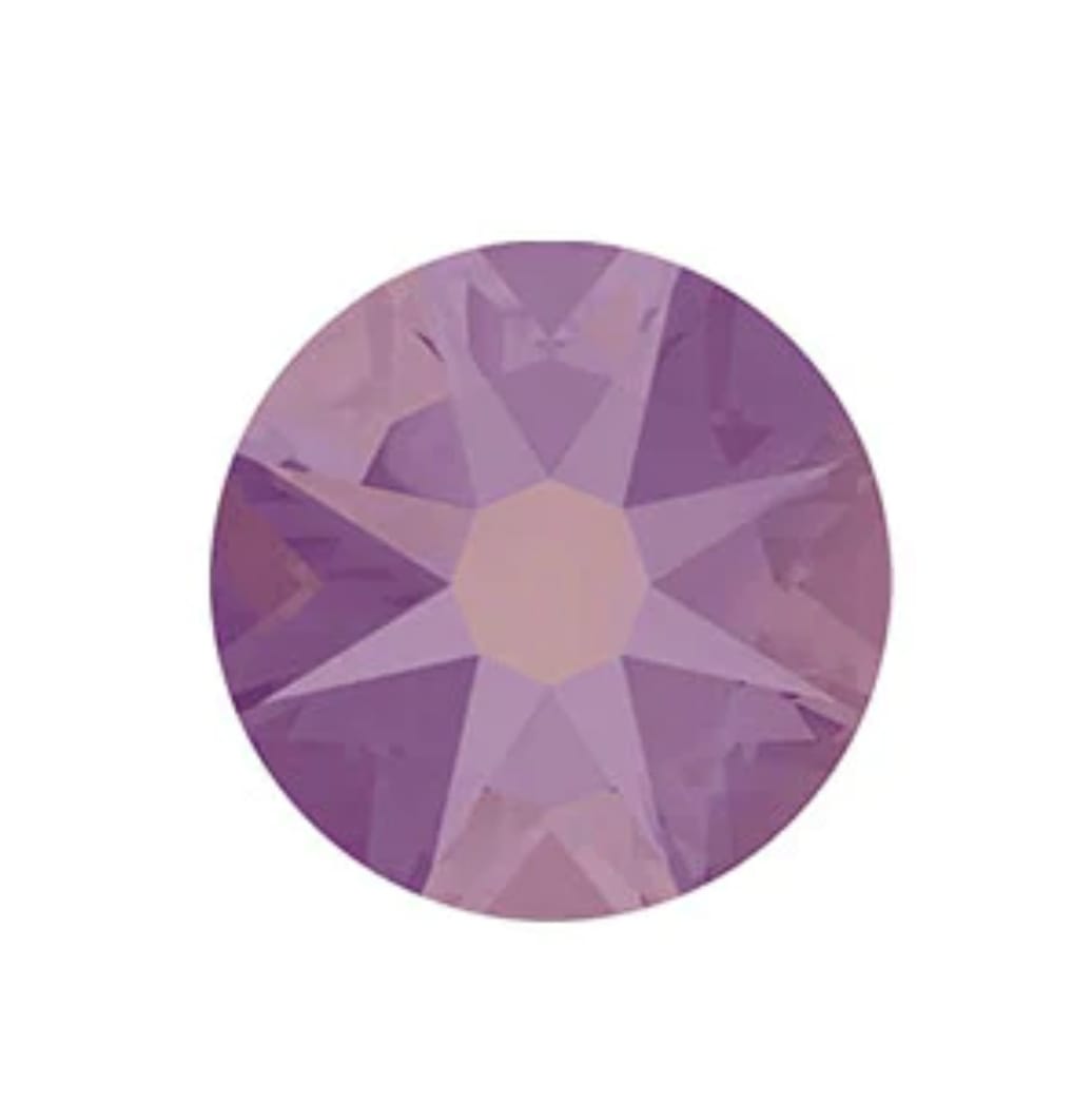 Swarovski® Flatback Hotfix Cyclamen Opal SS8