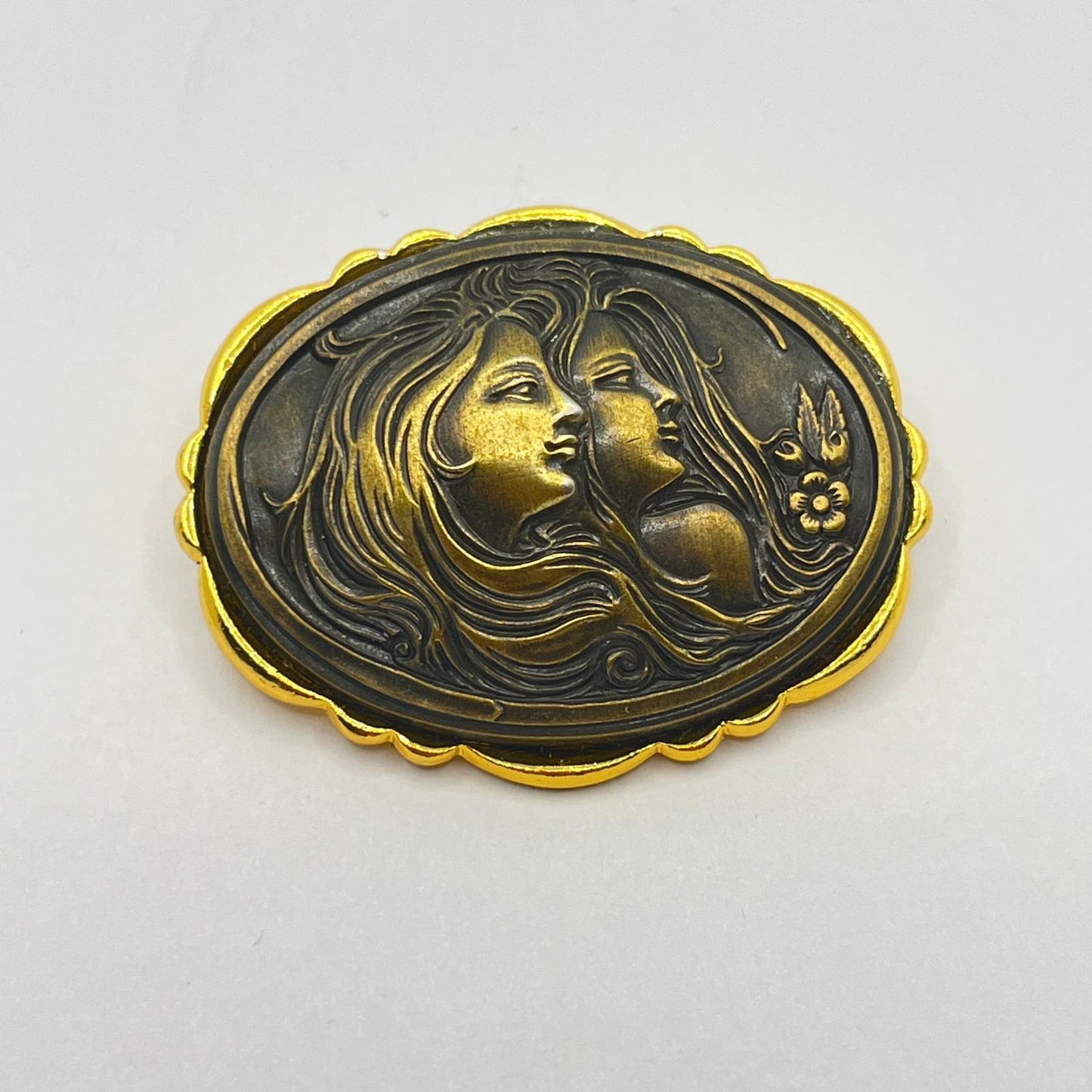 8831 Vintage Kamee Cabochon Brosche 42mm