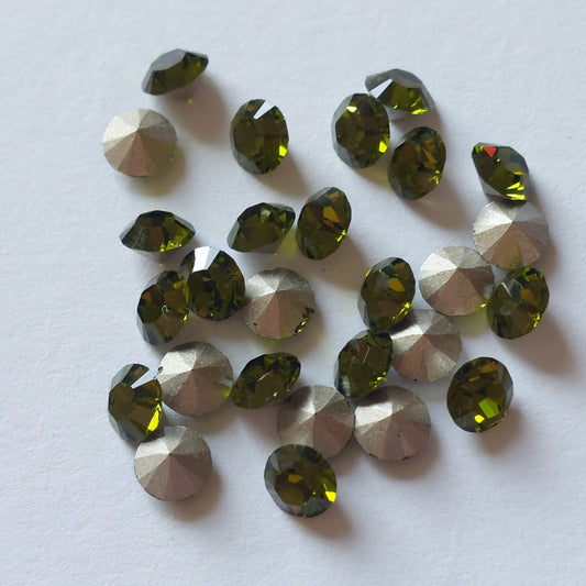 Swarovski® Chaton Olivine SS24