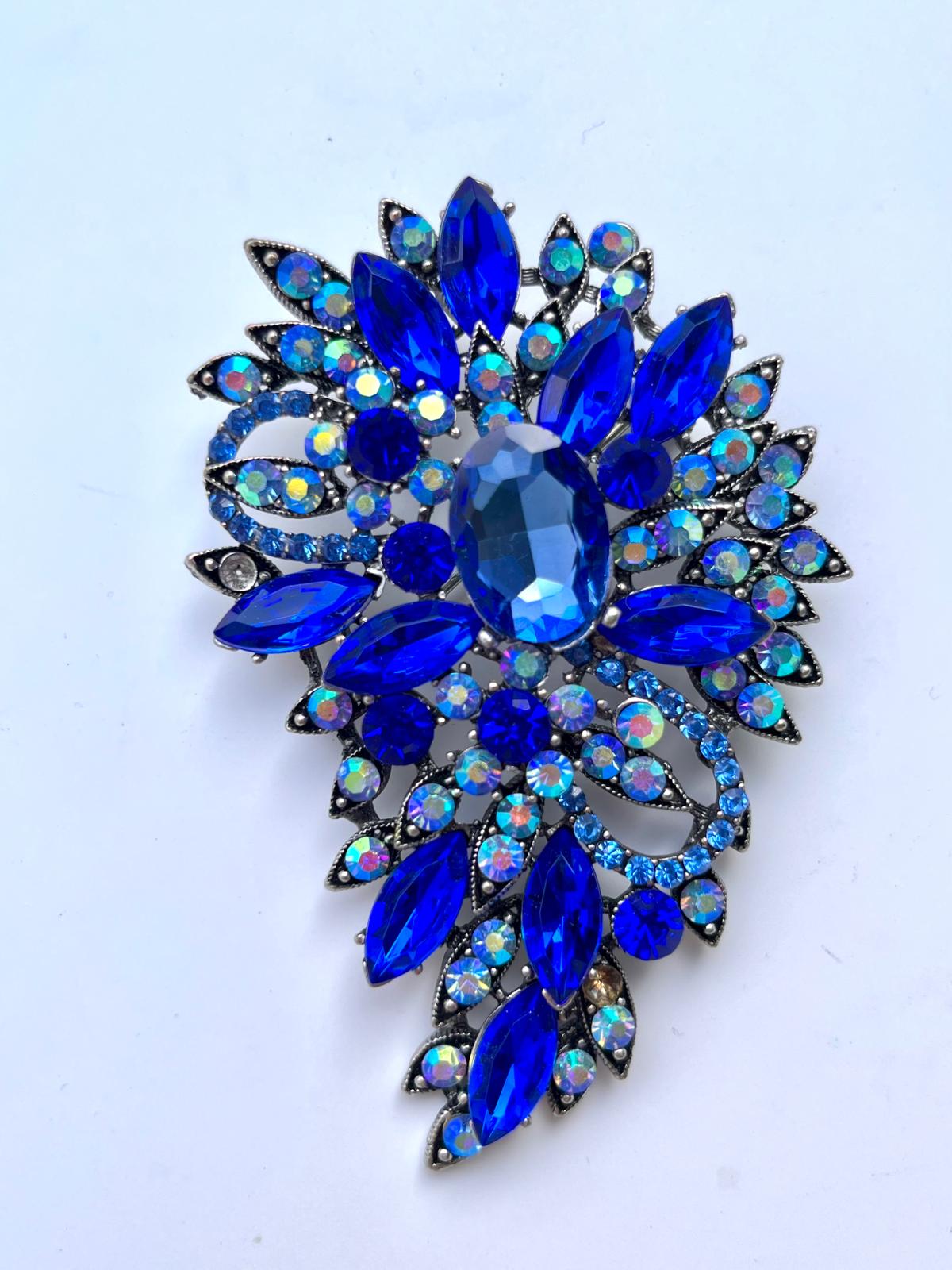 8444 Vintage Swarovski Kristallen Brosche 88mm